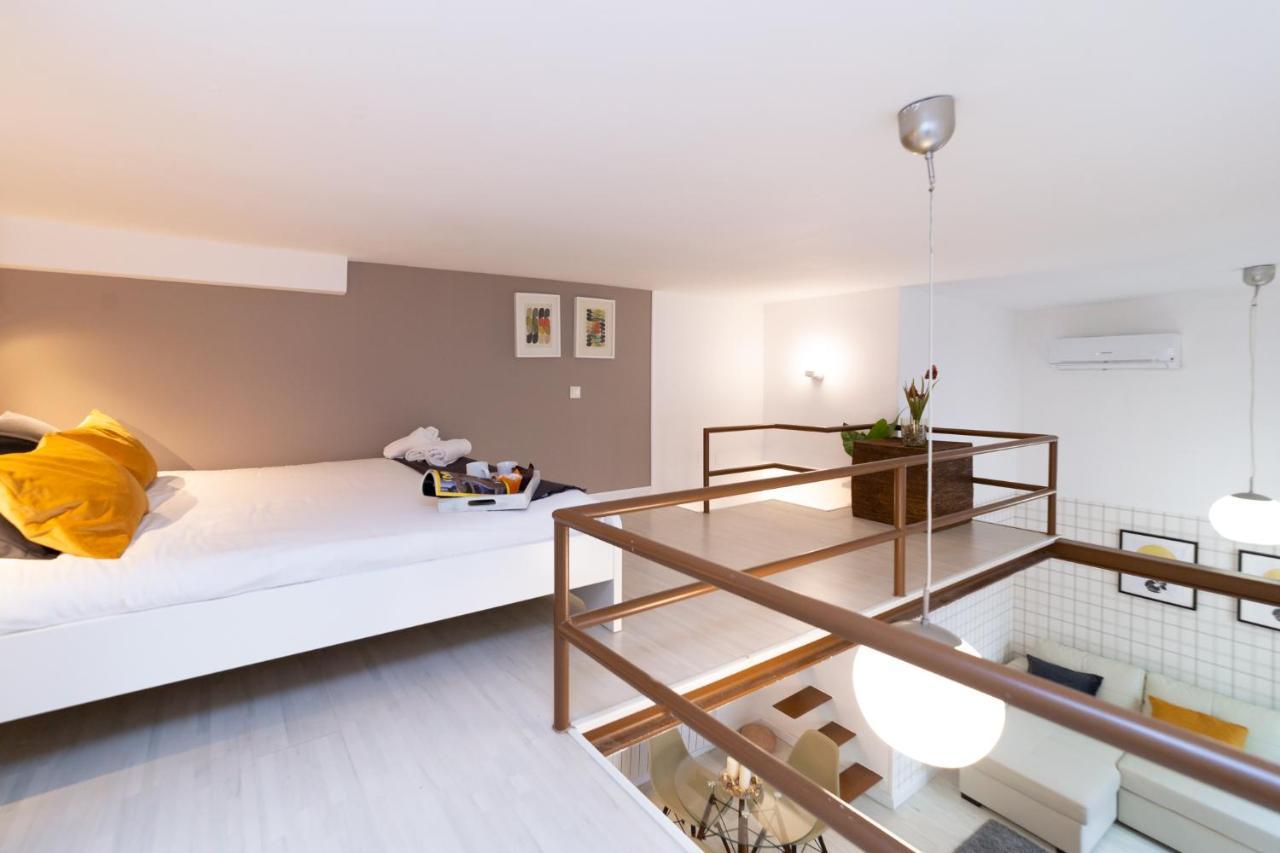 Apartamentos Puerta Del Sol I มาดริด ภายนอก รูปภาพ