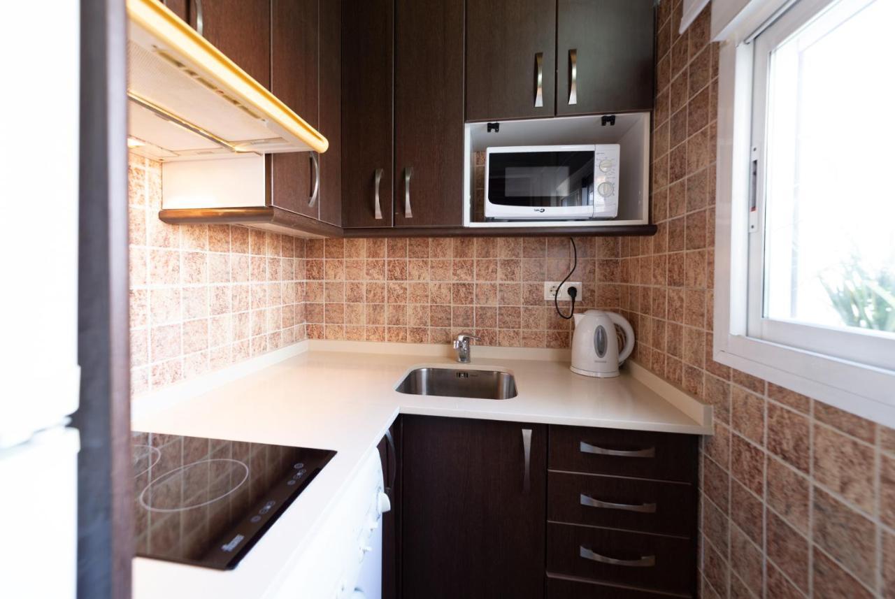 Apartamentos Puerta Del Sol I มาดริด ภายนอก รูปภาพ