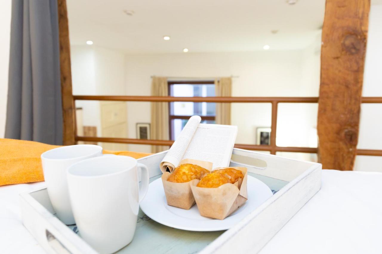 Apartamentos Puerta Del Sol I มาดริด ภายนอก รูปภาพ